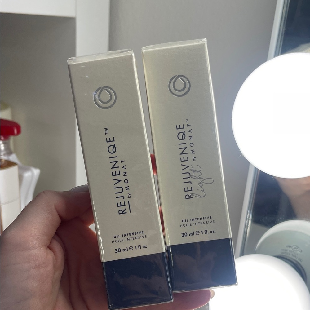 (2) Rejuveniqe Oil Intensive